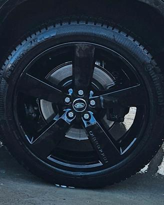 275 45 22 gomme invernali defender nuovo