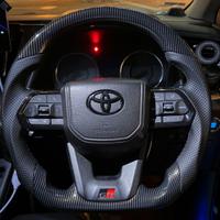 Volante Toyota GR in Fibra di Carbonio