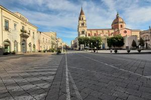 Acireale centro bottega mq 275 cat. C/1
