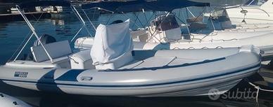 Gommone 660 Yamaha 150 cv 4 tempi