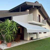 Tenda da sole nuova "due mesi di vita"