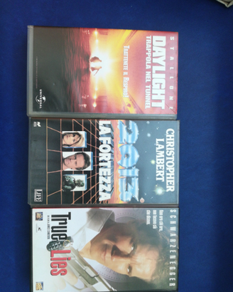 3 VHS Daylight+2013 la fortezza+truelies