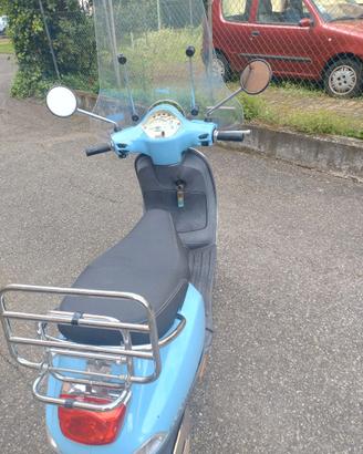 scooter vespa 50 