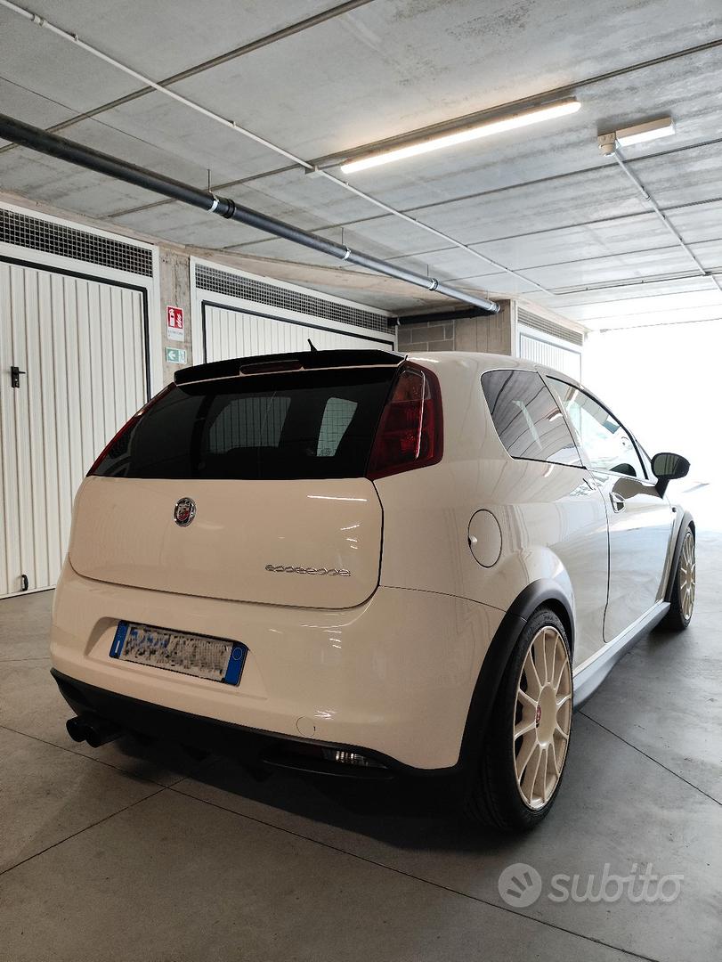 Abarth Grande Punto 2008 photo 3