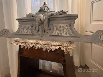 Cimasa antica in legno intagliato - Shabby chic