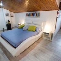 Struttura letto matrimoniale ecopelle bianca