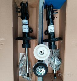 ammortizzatori anteriori Fiat 500 L