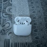AirPods 4