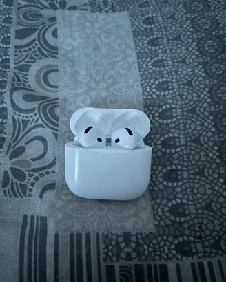 AirPods 4