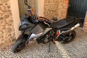 KTM 990 Supermoto - 2010