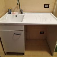 Coprilavatrice con lavatoio