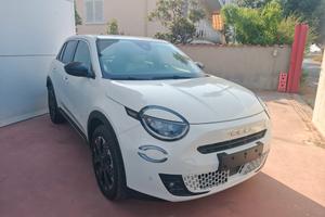 Fiat 600 Hybrid 110 CV DCT MHEV La Prima