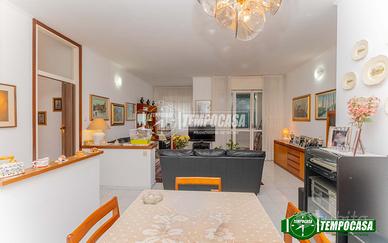 3/4 LOCALI CON CUCINA ABITABILE E DOPPI SERVIZI.