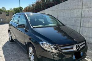 Mercedes Classe B 180 d  -tagliando & Bollo Pagato