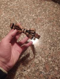 collare con fiocco e campanella