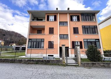 4 LOCALI A SAGLIANO MICCA