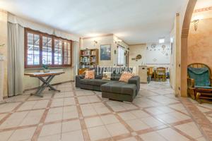 4 LOCALI CON TERRAZZO - COMPLETAMENTE RISTRUTTURAT
