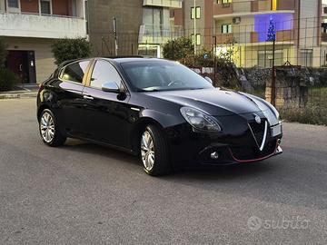 Alfa Romeo Giulietta Super 1.6 120 cv