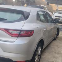 Renault Megane 2016 portiera portellone