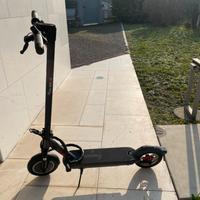 Monopattino elettrico 400 w 10’