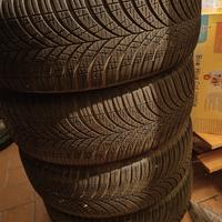 Gomme Good Year Vector 4 season 215 55 17 + cerchi