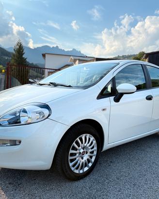 Fiat Punto 1.4 S&S 8V 5 porte Street