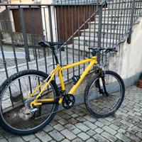 Mtb Roki Mountain front