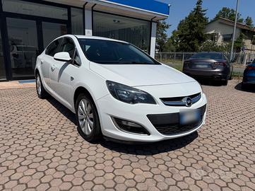 Opel Astra 1.7 CDTI 110CV 5 porte Cosmo