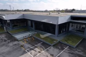 Immobile in asta di 2300 m² con 1 locale a Portogr
