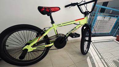 Bicicletta bmx freestyle