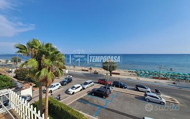 Appartamento fronte Mare !