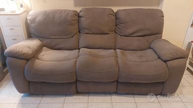 divano 3 posti con recliner