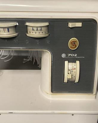 Singer 702/702G vintage