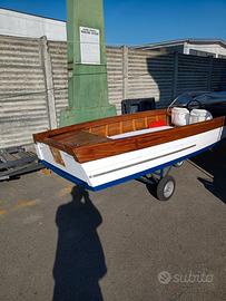 Barca con motore perfetta