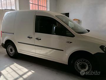 VOLKSWAGEN Caddy 2.0 TDI 102 CV Furgone