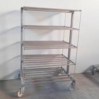 Scaffalatura a 5 ripiani con ruote in acciaio