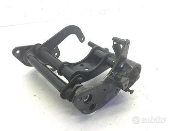 PIAGGIO X9 EVOLUTION 250 STAFFA SUPPORTO MOTORE 20
