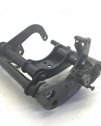 PIAGGIO X9 EVOLUTION 250 STAFFA SUPPORTO MOTORE 20