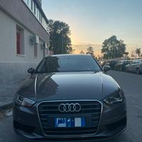AUDI A3 1.6 tri 110 ps berlina