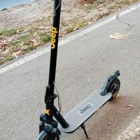 monopattino nuovo Jeep Sentinel 