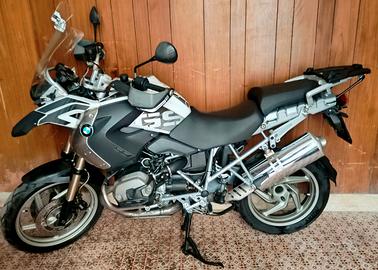 GS 1200