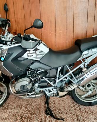 GS 1200