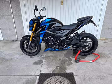 Suzuki gsx-s 750 2016