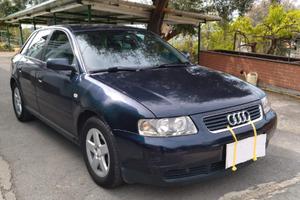 AUDI A3 1ª serie - 2001