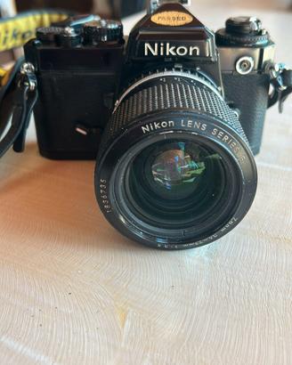 Nikon FE vintage + obiettivo Nikon 70-210mm