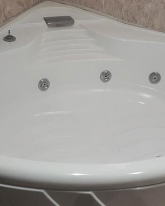 vasca idromassaggio 