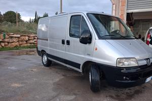 Peugeot Boxer 330CS 2.8 HDi cat PC-TA Furgone
