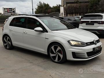 Volkswagen Golf GTD 184cv DSG/TETTO PANORAMA/NAVI/