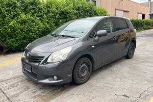 ricambi usati TOYOTA VERSO