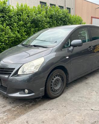 ricambi usati TOYOTA VERSO